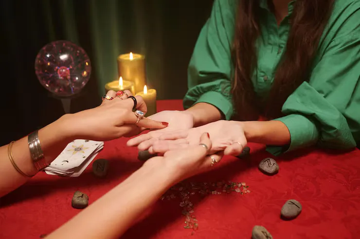 Palmistry reading in Kolkata